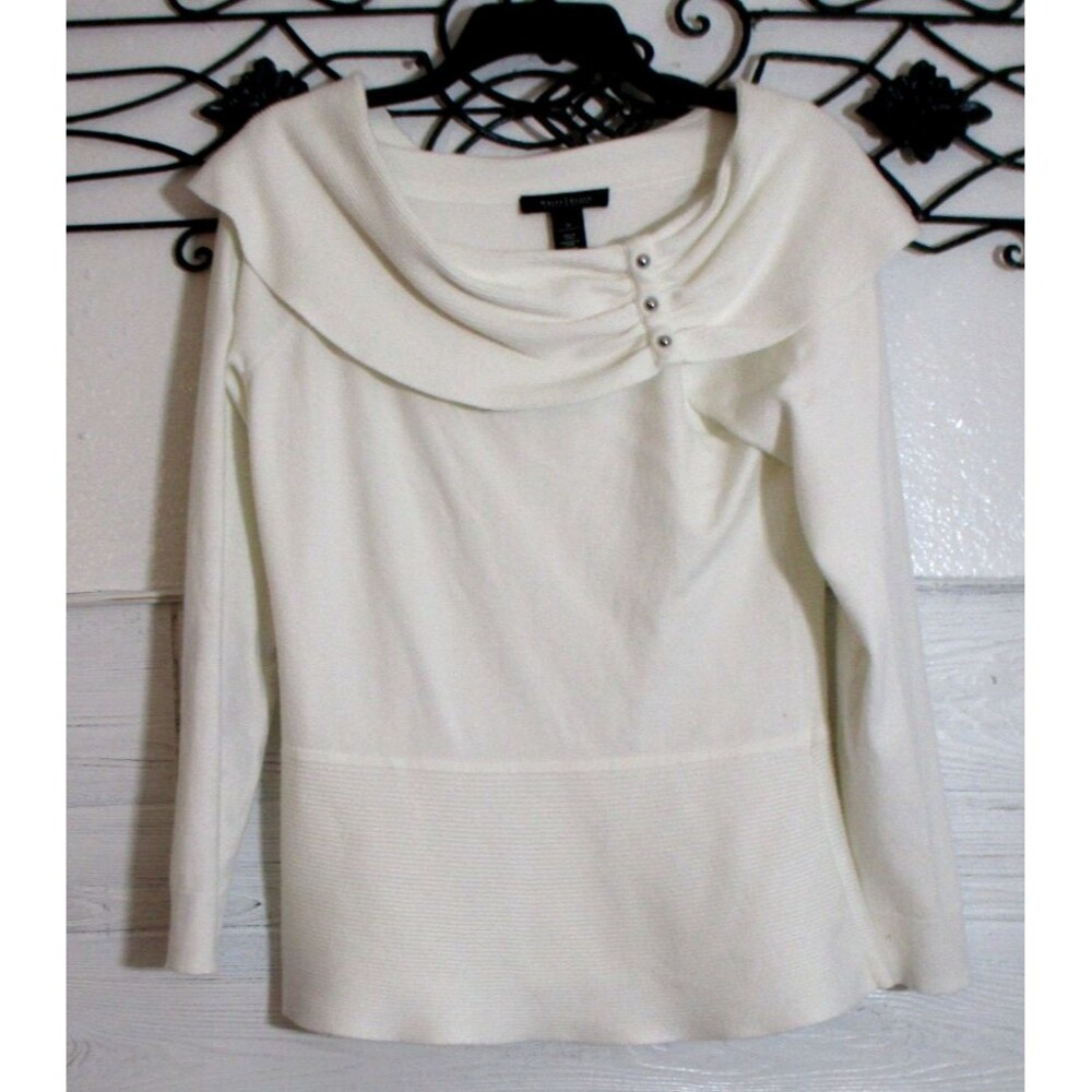 White House Black Market Pull Over Sweater Size M Long Sleeve White Round Neck